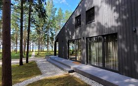Beach House Trimpas